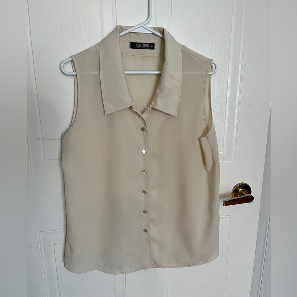 ☀️ Sleeveless blouse ☀️